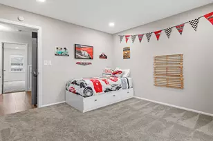 6901 Hillcrest Ln, Edina, MN 55435 - Photo 18