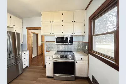 112 4th Street NW, Ortonville, MN 56278 - Photo 4