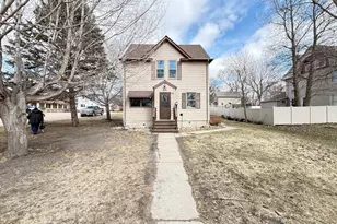 112 4th St NW, Ortonville, MN 56278 - Photo 2