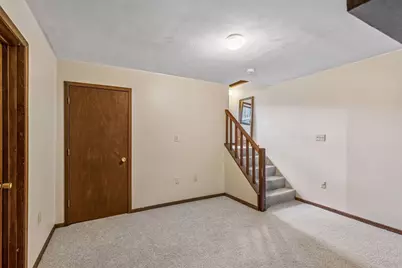 579 County Road B E, Maplewood, MN 55117 - Photo 18