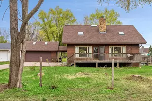 579 County Rd B E, Maplewood, MN 55117 - Photo 26