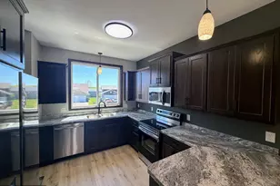 1661 Park View Ln NE, Sauk Rapids, MN 56379 - Photo 2