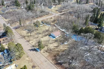 425 Division Street, Sandstone, MN 55072 - Photo 2