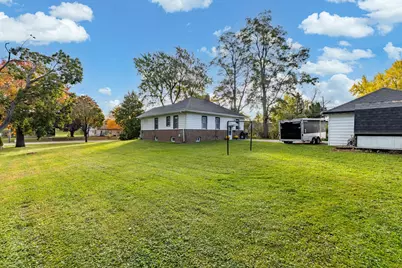 1443 Hazelwood Street, Saint Paul, MN 55106 - Photo 2