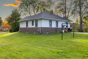 1443 Hazelwood St, Saint Paul, MN 55106 - Photo 24