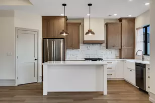 301 Stoddard Street S, Houston, MN 55943 - Photo 4