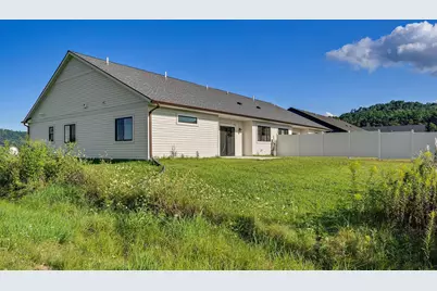 301 Stoddard Street S, Houston, MN 55943 - Photo 2