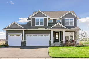 3267 Linden Ave N, Lake Elmo, MN 55042 - Photo 2