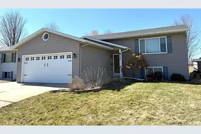 222 10th Avenue NW, Byron, MN 55920 - Photo 2