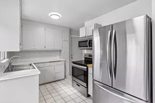 9455 Revere Ln N, Maple Grove, MN 55369 - Photo 4
