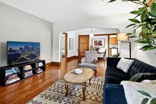 1369 Hewitt Ave, Saint Paul, MN 55104 - Photo 4