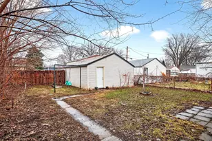 1369 Hewitt Ave, Saint Paul, MN 55104 - Photo 16