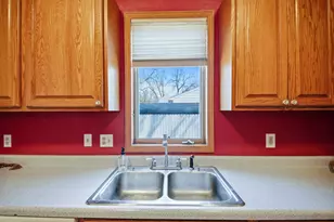 1602 4th Ave NW, Austin, MN 55912 - Photo 12