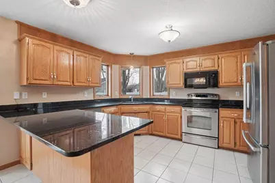 2210 Viking Drive, Saint Cloud, MN 56301 - Photo 4