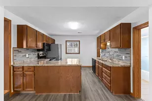 312 2nd St N, Delano, MN 55328 - Photo 4