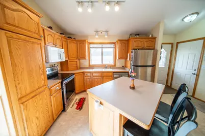 1154 Peregrine Dr SE, Rochester, MN 55904 - Photo 12