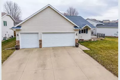 1154 Peregrine Dr SE, Rochester, MN 55904 - Photo 46