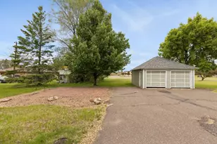 814 62nd Ave N, Brooklyn Center, MN 55430 - Photo 30