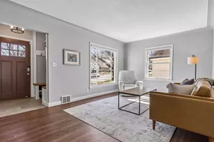 2718 Hampshire Ave S, Saint Louis Park, MN 55426 - Photo 8