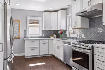 2718 Hampshire Avenue S, Saint Louis Park, MN 55426 - Photo 10