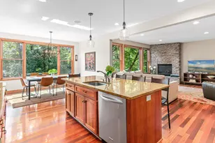 11388 Avery Dr, Inver Grove Heights, MN 55077 - Photo 16