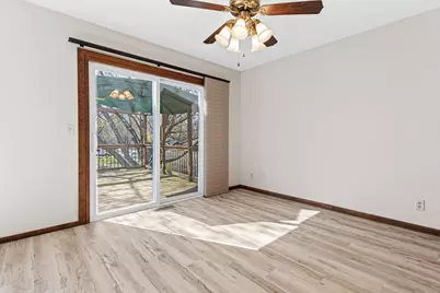 7745 Jeffery Avenue S, Cottage Grove, MN 55016 - Photo 8