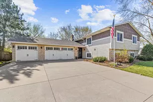 7745 Jeffery Ave S, Cottage Grove, MN 55016 - Photo 2