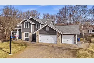 1907 Meadowrose Boulevard, Saint Cloud, MN 56301 - Photo 2