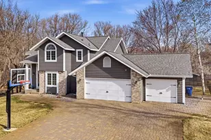 1907 Meadow Rose Blvd, Saint Cloud, MN 56301 - Photo 2