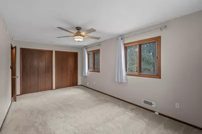 16320 Saint Marys Drive S, Saint Mary's Point, MN 55043 - Photo 24