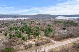 16320 Saint Marys Dr S, Saint Mary's Point, MN 55043 - Photo 2