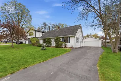 752 11 1/2 Street N, Sauk Rapids, MN 56379 - Photo 2
