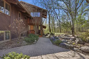 985 Cliff Rd, Eagan, MN 55123 - Photo 14