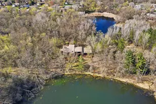 985 Cliff Rd, Eagan, MN 55123 - Photo 94
