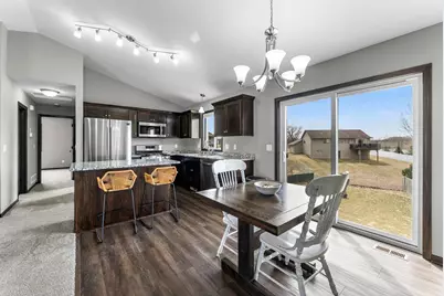 1429 18th Avenue SE, Cambridge, MN 55008 - Photo 6