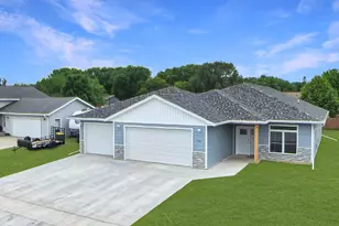 503 Darlene Dr, Marshall, MN 56258 - Photo 1