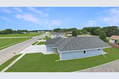 503 Darlene Drive, Marshall, MN 56258 - Photo 6