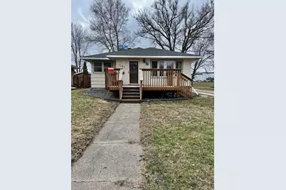 1121 12th Avenue, Granite Falls, MN 56241 - Photo 2