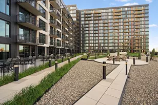 1240 S 2nd St, Minneapolis, MN 55415 - Photo 40