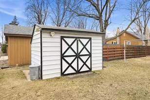 828 28th Ave N, Saint Cloud, MN 56303 - Photo 2