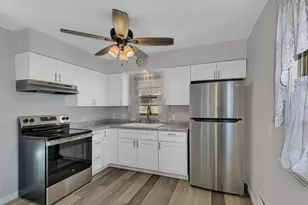 827 Washington Memorial Dr, Saint Cloud, MN 56301 - Photo 2