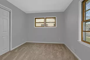 827 Washington Memorial Dr, Saint Cloud, MN 56301 - Photo 12