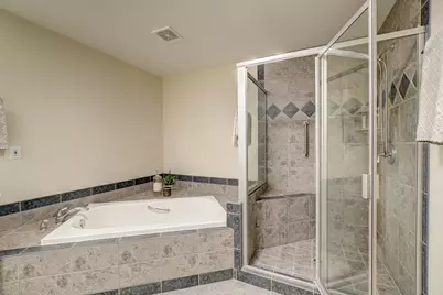 552 Summit Avenue, Saint Paul, MN 55102 - Photo 24