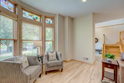 552 Summit Avenue, Saint Paul, MN 55102 - Photo 8