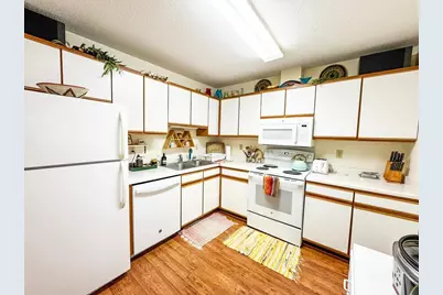 710 West Village Road #104, Chanhassen, MN 55317 - Photo 4