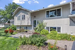 10600 Wyoming Road S, Bloomington, MN 55438 - Photo 2