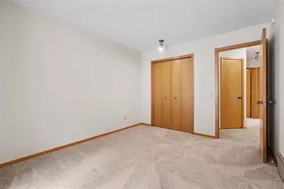 8524 Park Knoll Circle, Bloomington, MN 55438 - Photo 38