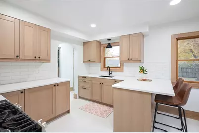 2820 50th Ave N, Minneapolis, MN 55430 - Photo 22