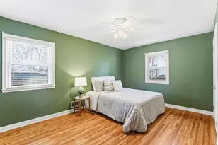 2201 W 91 1/2 St, Bloomington, MN 55431 - Photo 8