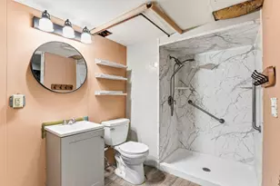 2201 W 91 1/2 St, Bloomington, MN 55431 - Photo 16